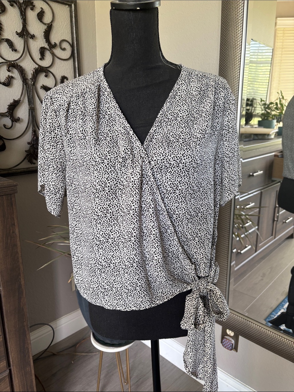 Two Cute Summer Tops - Picture 2 of 3